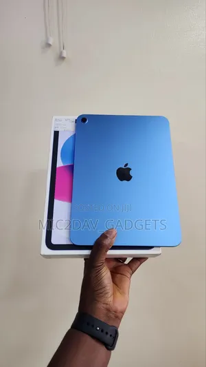 Apple iPad (2025) 128 GB Blue