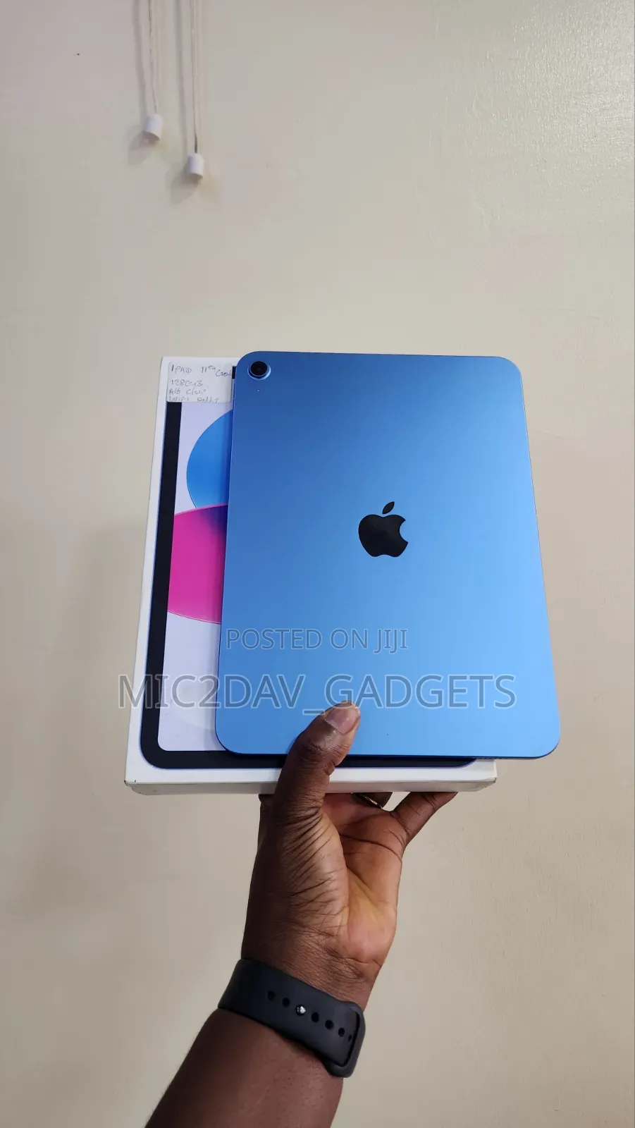 Apple iPad (2025) 128 GB Blue