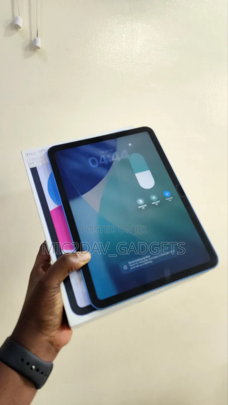 Apple iPad (2025) 128 GB Blue