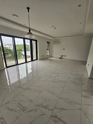 2bdrm Apartment in Banana Island for rent