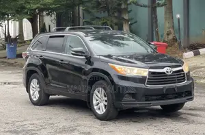 Toyota Highlander 2015 Black