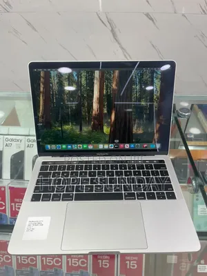Laptop Apple MacBook Pro 2019 16GB Intel Core i7 SSD 1T
