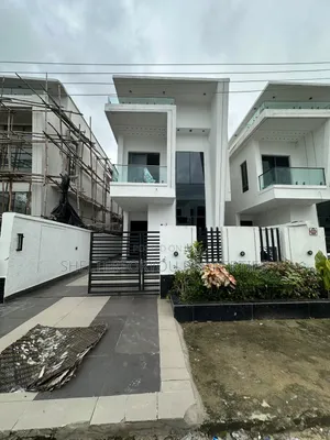 4bdrm Duplex in Off Lekki-Epe Expressway for sale