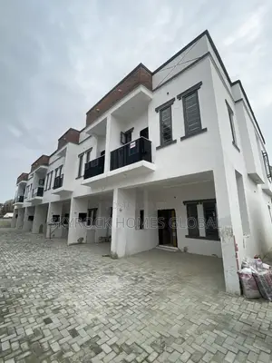 3bdrm Duplex in Off Lekki-Epe Expressway for sale