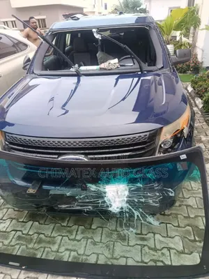 Ford Explorer 2014 Windscreen Glass Available Installed at Chimatex
