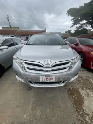 Toyota Venza XLE 4dr Wagon (2.7L 4cyl 6A) 2014 Silver
