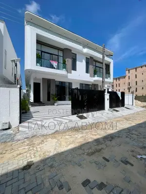4bdrm Duplex in Ikota for sale