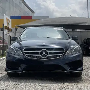 Mercedes-Benz E350 2014 Blue