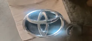 Front Grille Logo Tundra 2020