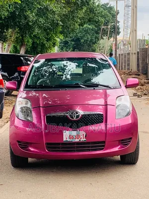 Toyota Yaris 2010 Pink