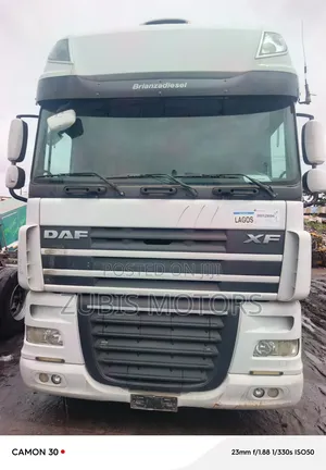 Daf XF 105.460 Euro5 8 Tire and 10 Boat