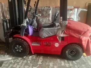 Forklift 3000t Driving