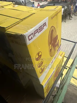 Qasa 18” Wall Fan