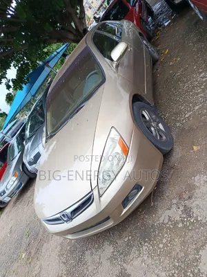 Honda Accord 2008 Gold