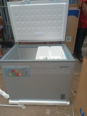 Original Skyrun Chest Frezzer 260L