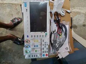 Digital Storage Oscilloscope and Signal Generator