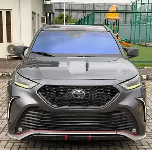 Toyota Highlander 2022 Gray