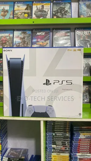 PS5 With 2 Pads 1TB