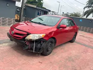 Toyota Corolla LE 4dr Sedan (1.8L 4cyl 4A) 2012 Red