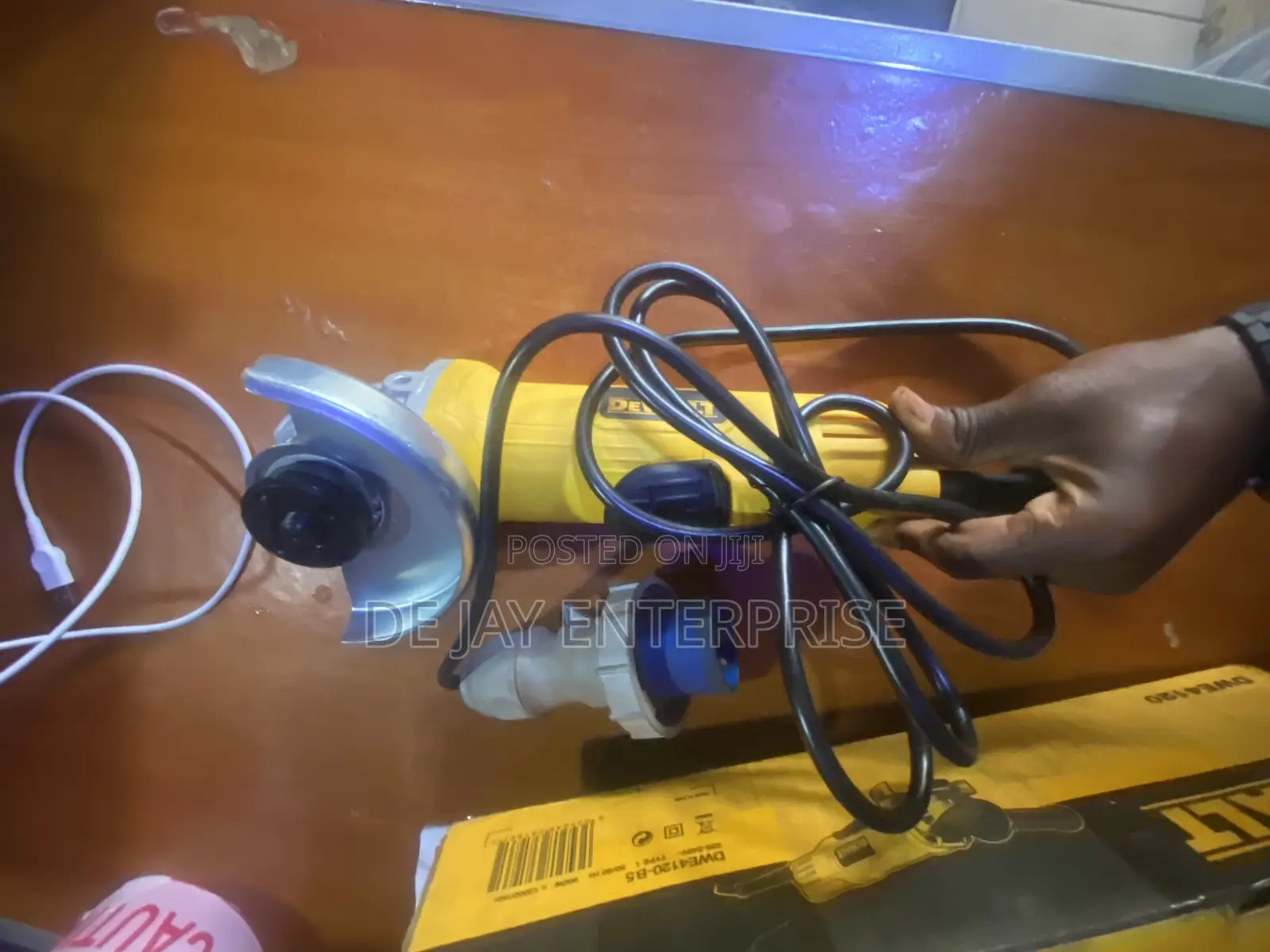 Angle Grinder / Grinding Machine