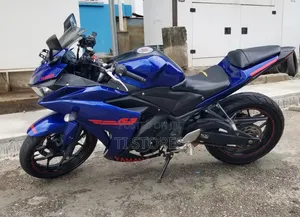 Yamaha R3 2018 Blue