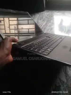 Laptop Acer Aspire 5742 4GB Intel Core i3 HDD 256GB