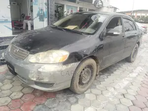 Toyota Corolla 2004 Black