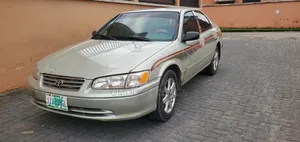 Toyota Camry 2002 Gray