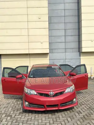 Toyota Camry SE 4dr Sedan (2.5L 4cyl 6A) 2012 Red