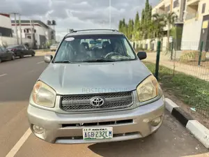 Toyota RAV4 2005 Gray