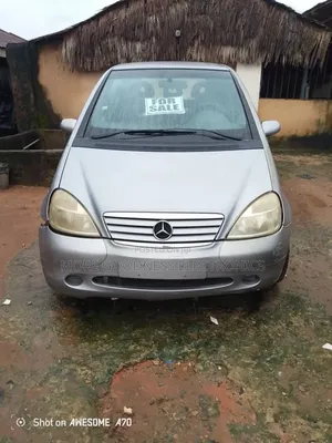 Ford B700 2008 White