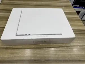 Laptop Apple MacBook Air 2026 M5 16GB Apple M5 SSD 512GB