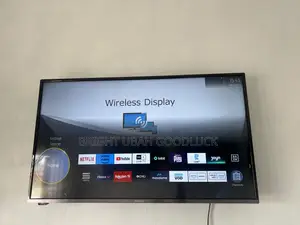 Panasonic 43 Inches Smart TV Altra TV With Free Netflix Acct Mirror