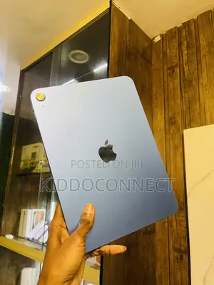 Apple iPad Pro 11 (2025) 128 GB Blue