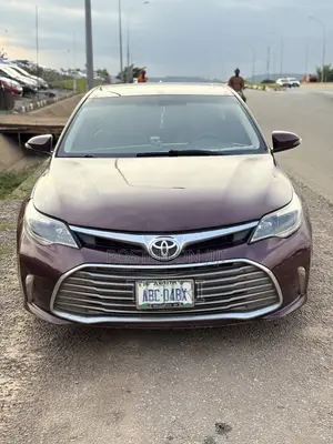Toyota Avalon Limited 4dr Sedan (3.5L 6cyl 6A) 2014 Maroon