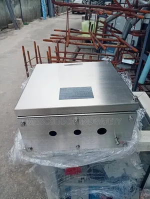 Stainless Steel Electrical Junction Box – Industrial Grade Enclosure