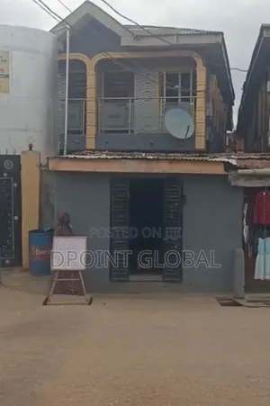 8bdrm Block of Flats in Not Estate, Baruwa for sale