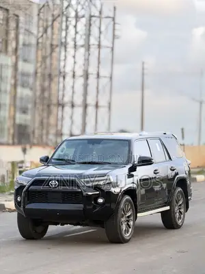 Toyota 4-Runner 2017 Black