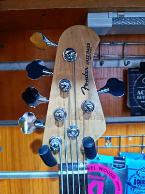 Fender 5-String Jazz Bass