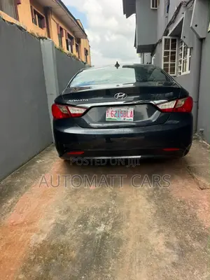 Hyundai Sonata 2012 Black