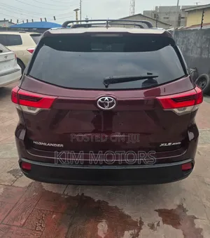 Toyota Highlander 2019 Burgundy