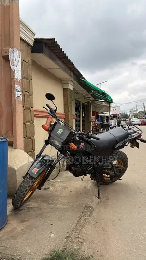 Yamaha 2001 Black