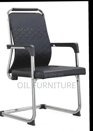 Premium Executive Visitor Chair With Chrome Frame – Black Leather