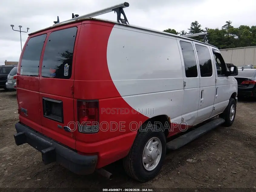 Ford E250 2011 White