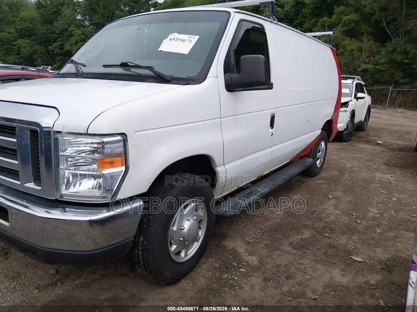 Ford E250 2011 White