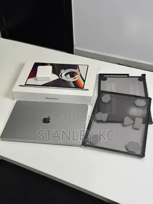 Laptop Apple MacBook Pro 2021 M1 Max 32GB Apple M1 Max SSD 1T