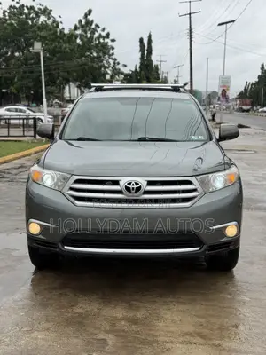 Toyota Highlander Limited 2012 Green