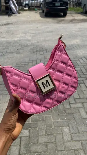 Luxury Women’s Shoulder Handbag – Pi