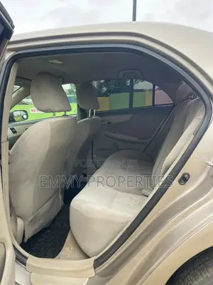 Toyota Corolla 2010 Beige