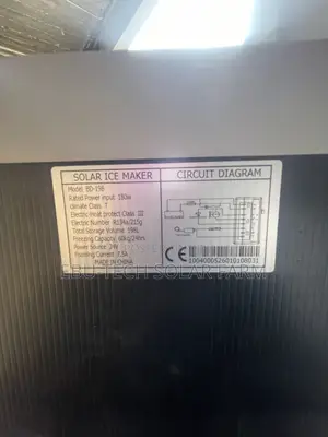 Upright Solar Ice Block Marker